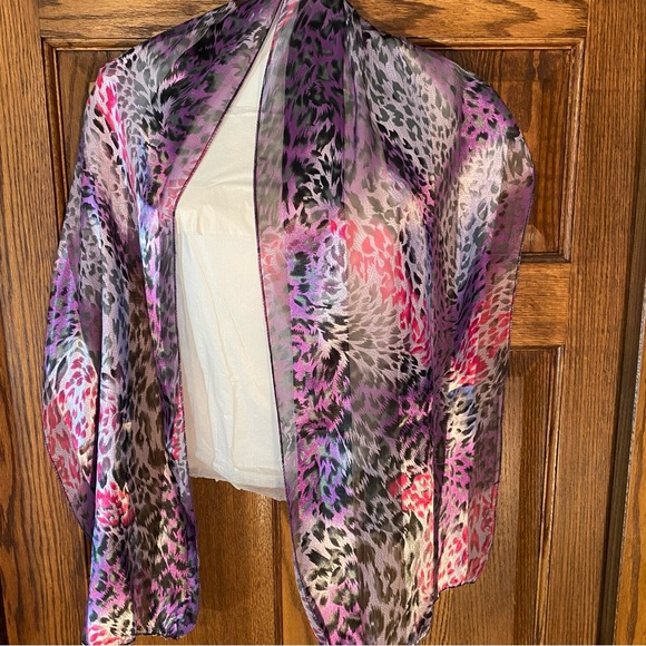 Leopard Oblong Scarf Pink, Purple, Black, Silver - Picture 2 of 6